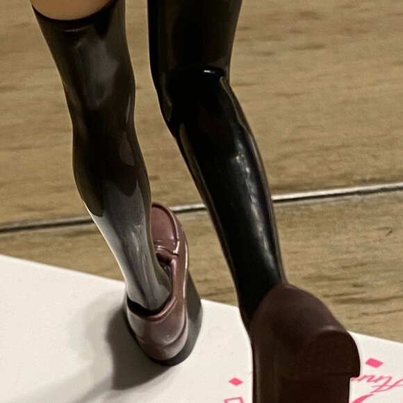 Hatsune Miku 16th Anniversary Luminasta KEI ver. SEGA Figure - Picture 10 of 11